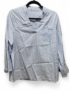 ✨NWT CUPSHE blue and White Striped V-Neck Tunic Blouse